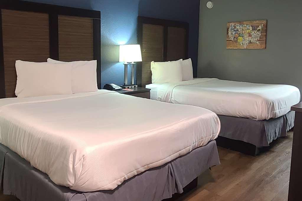 Econo Lodge Forest City Habitación foto